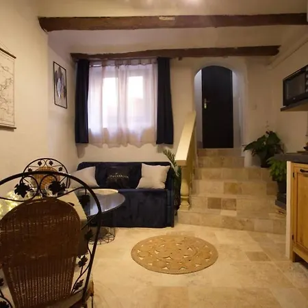 Les Secrets D'alcove, Nuits Romantiques Avec Appartement *